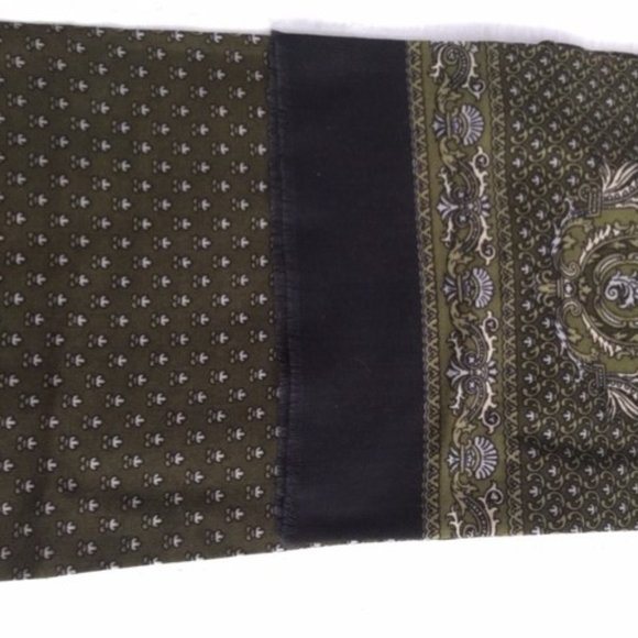 scarves - Picture 3 of 7